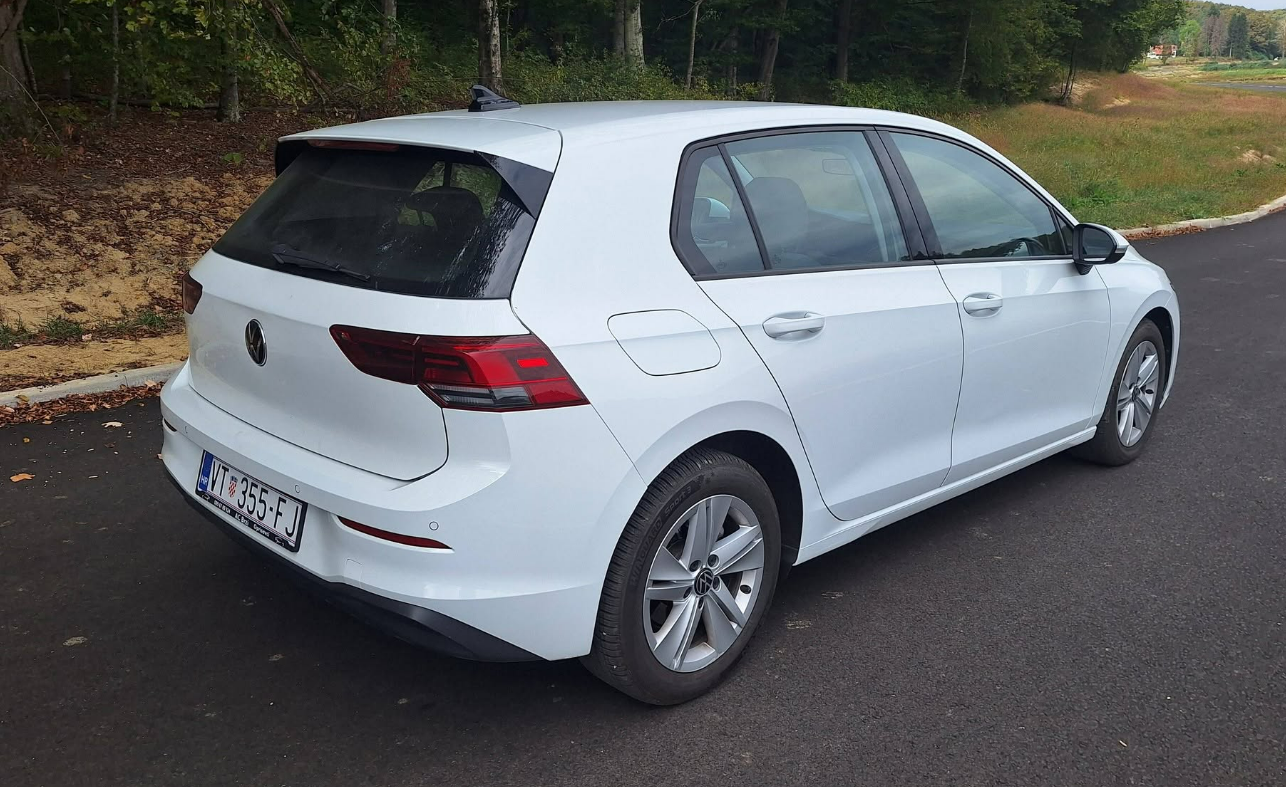 Volkswagen Golf 8 2.0 TDI — sličica 3