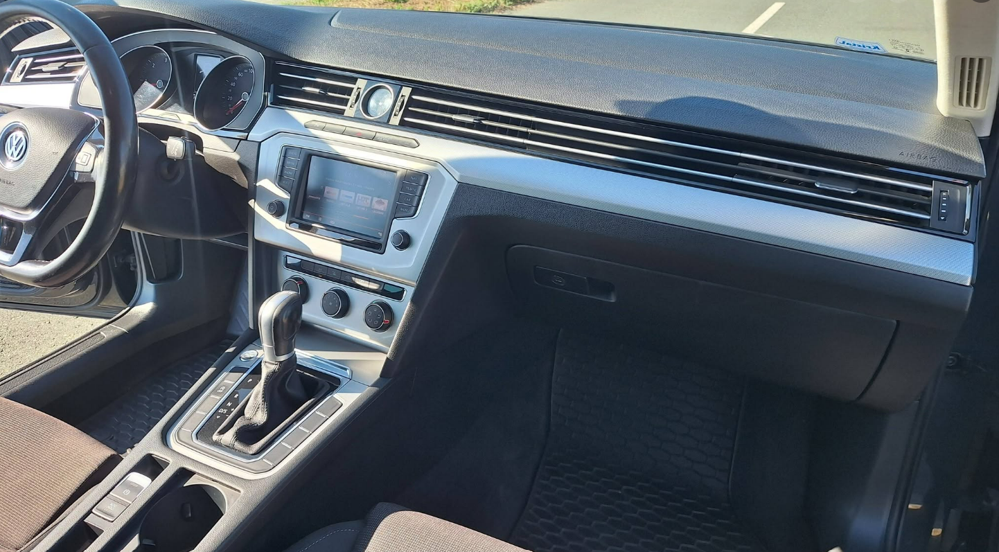 Volkswagen Passat 2.0 TDI DSG — sličica 8